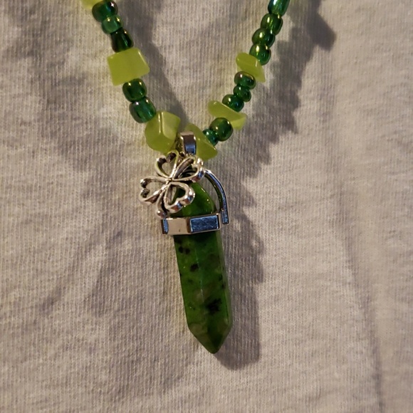 Good Luck Charm Green stone Necklace - Picture 7 of 7